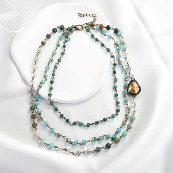 Multi-Layered Green Natural Stone & Glass Bead Necklace Boho-Chic Spring - Picture 3 of 4